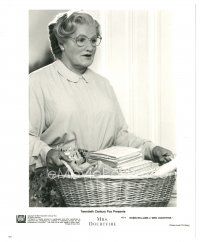 8k687 MRS. DOUBTFIRE 8x10 still '93 close up of Robin Williams dressed like an old lady!