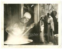 8k689 MUMMY 8x10 still '32 Zita Johann & Boris Karloff watch Johnson stir pot in Egyptian temple!