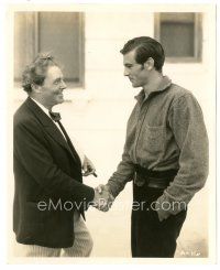 8k881 SPOILERS 8x10 still '30 c/u of Gary Cooper shaking hands with William Farnum by Earl Crowley