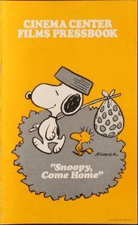 8m899 SNOOPY COME HOME pressbook '72 Peanuts, Charlie Brown, Schulz art of Snoopy & Woodstock!
