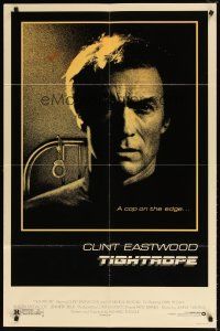 8p848 TIGHTROPE 1sh '84 Clint Eastwood is a cop on the edge, cool handcuff image!