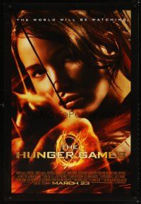 8s397 HUNGER GAMES advance DS 1sh '12 cool image of Jennifer Lawrence as Katniss!