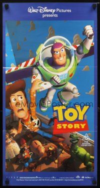 8t899 TOY STORY Aust daybill '96 Disney & Pixar cartoon, great image of Buzz, Woody & cast!