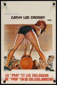 8y047 COACH Belgian '78 sexy Cathy Lee Crosby is a female coach of a male basketball team!
