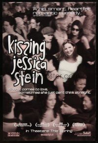 9a453 KISSING JESSICA STEIN teaser DS 1sh '01 Jennifer Westfeldt, Heather Juergensen, lesbians!