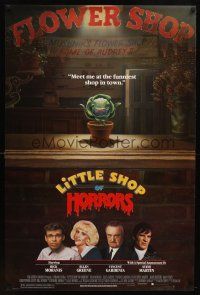 9a484 LITTLE SHOP OF HORRORS 1sh '86 artwork of carnivorous plant, Rick Moranis, Steve Martin!