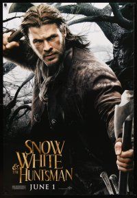 9a670 SNOW WHITE & THE HUNTSMAN teaser 1sh '12 cool image of Chris Hemsworth in title role!