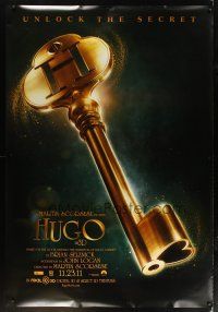 9c503 HUGO DS bus stop '11 Martin Scorsese, Ben Kingsley, cool huge image of key!