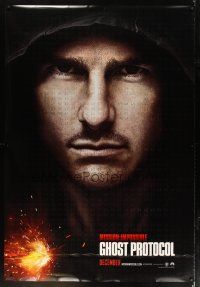 9c511 MISSION: IMPOSSIBLE GHOST PROTOCOL DS bus stop '11 close-up of Tom Cruise in hoodie!