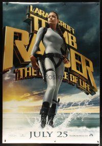 9c532 TOMB RAIDER THE CRADLE OF LIFE DS bus stop '03 sexy Angelina Jolie in spandex, Gerard Butler