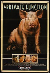 9h634 PRIVATE FUNCTION English 1sh '84 Michael Palin, Maggie Smith, great pig image!