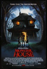 9k490 MONSTER HOUSE advance DS 1sh '06 there goes the neighborhood, see it in 3-D!