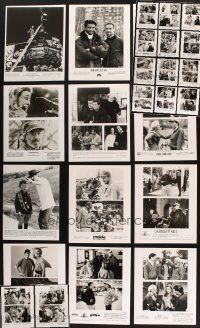 9r234 LOT OF 26 CANDID STILLS OF DIRECTORS '80s-90s cool behind-the-scenes images!
