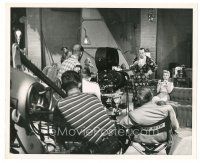 9t067 ALWAYS LEAVE THEM LAUGHING candid 8x10 still '49 director Roy Del Ruth, Milton Berle & Mayo!