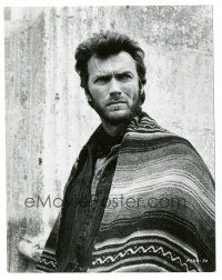 9t954 TWO MULES FOR SISTER SARA 7.5x9.5 still '70 Clint Eastwood disguises in Mexican serape!