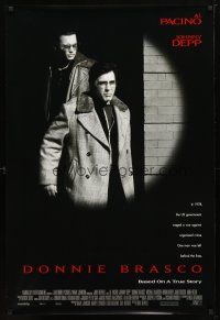 9w152 DONNIE BRASCO DS 1sh '97 Al Pacino is betrayed by undercover cop Johnny Depp!