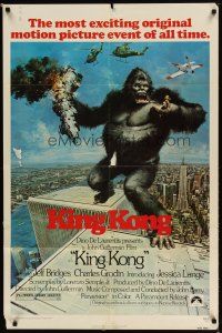 1g457 KING KONG 1sh '76 John Berkey art of BIG Ape on the Twin Towers!