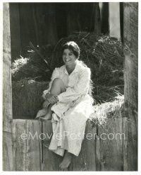 1h344 BUTCH CASSIDY & THE SUNDANCE KID 7.5x9.75 still '69 charming c/u of Katharine Ross in hay!