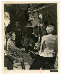 1h024 CALIFORNIA candid 8x10 still '46 Ray Milland taking five between scenes with Stanwyck!