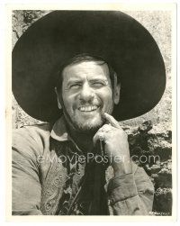 1h643 MAGNIFICENT SEVEN 8x10 still '60 best smiling portrait of Eli Wallach, classic western!