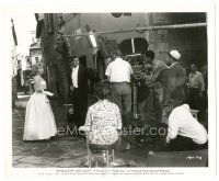 1h178 ROMANOFF & JULIET candid 8x10 still '61 Peter Ustinov directs Sandra Dee & John Gavin on set!
