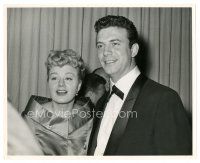 1h837 SHELLEY WINTERS/TONY FRANCIOSA 8x10 news photo '50s great close up when they were married!