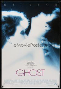 1j254 GHOST 1sh '90 classic Patrick Swayze & Demi Moore romantic close up!
