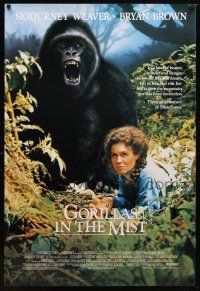1j268 GORILLAS IN THE MIST int'l 1sh '88 Sigourney Weaver as Dian Fossey, in the jungle!
