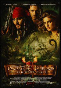 1m431 PIRATES OF THE CARIBBEAN: DEAD MAN'S CHEST 2-sided special 19x27 '06 Depp, Bloom, Knightley!