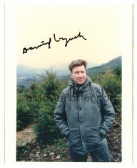 1r0900 DAVID LYNCH signed color 8x10 REPRO still '90s cool portrait of the director in field!