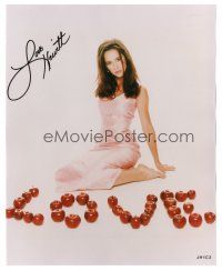 1r1013 JENNIFER LOVE HEWITT signed color 8x10 REPRO still '00s sexy seated portrait with apples!