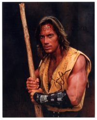 1r1059 KEVIN SORBO signed color 8x10 REPRO still '00 close up in costume as TV's Hercules!