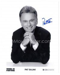 1r0768 PAT SAJAK signed 8x10 publicity still '00s smiling close up of the host of Wheel of Fortune!