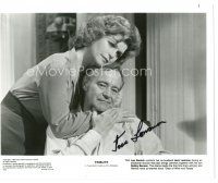 1r0576 JACK LEMMON signed 8x10 still '80 close up comforted by Lee Remick in Tribute!