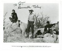 1r0614 KENNETH TOBEY signed 8x10 still '73 c/u of gun pointing at him as sheriff from Billy Jack!