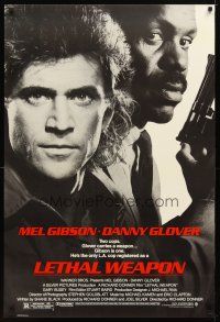 1t423 LETHAL WEAPON 1sh '87 great close image of cop partners Mel Gibson & Danny Glover!