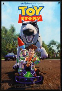 1t769 TOY STORY int'l 1sh '95 Disney & Pixar, Buzz & Woody race away from dog!