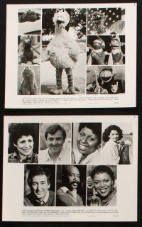 1x077 FOLLOW THAT BIRD presskit w/ 13 stills '85 art of Big Bird & Sesame Street cast by Chorney!
