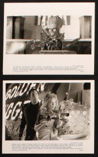 1x040 MARS ATTACKS! presskit w/ 16 stills '96 directed by Tim Burton, great image of alien brains!
