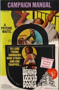 1y577 BEHIND LOCKED DOORS pressbook R76 a psycho waits to lure sexy young swingers who stray!
