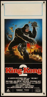 1z844 KING KONG LIVES Italian locandina '86 Sciotti artwork of huge unhappy ape attacked by army!