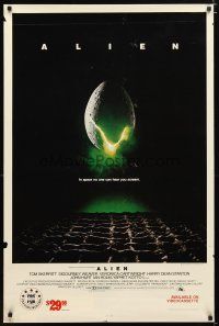 2b027 ALIEN video 1sh R86 Ridley Scott outer space sci-fi monster classic, cool hatching egg image!