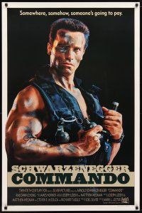 2b186 COMMANDO int'l 1sh '85 Arnold Schwarzenegger is going to make someone pay!