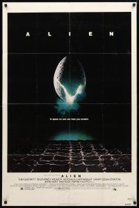 2c023 ALIEN 1sh '79 Ridley Scott outer space sci-fi monster classic, cool hatching egg image!