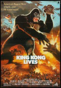 2c475 KING KONG LIVES 1sh '86 great artwork of huge unhappy ape attacked by army!