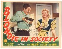 2k325 BLONDIE IN SOCIETY LC '41 Penny Singleton watches Arthur Lake as Dagwood carry a hot pan!