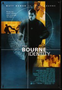 2m117 BOURNE IDENTITY int'l DS 1sh '02 cool image of Matt Damon as the perfect weapon!