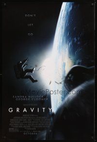 2m328 GRAVITY advance DS 1sh '13 Sandra Bullock, George Clooney, astronaut adrift in space!