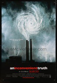 2m374 INCONVENIENT TRUTH 1sh '06 Al Gore, cool image of hurricane smoke!