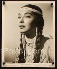 2r573 ELIZABETH THREATT 4 8x10 stills '52 portraits as a Native American Indian in The Big Sky!